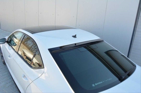 SUZUKİ SUPER B 2015-2019 IÇIN UYUMLU CAM ÜSTÜ SPOILER - PIANO BLACK (PARLAK SIYAH)